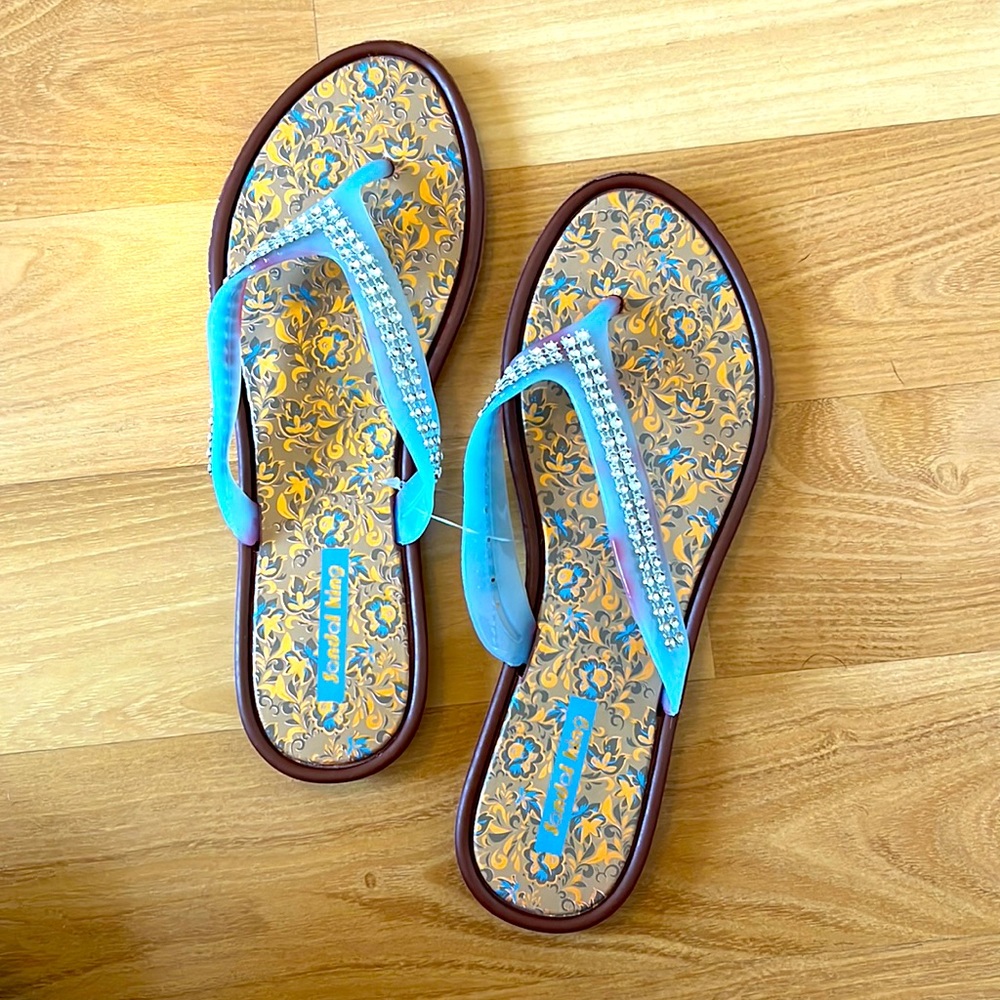 Studied Sandal King Flip Flops